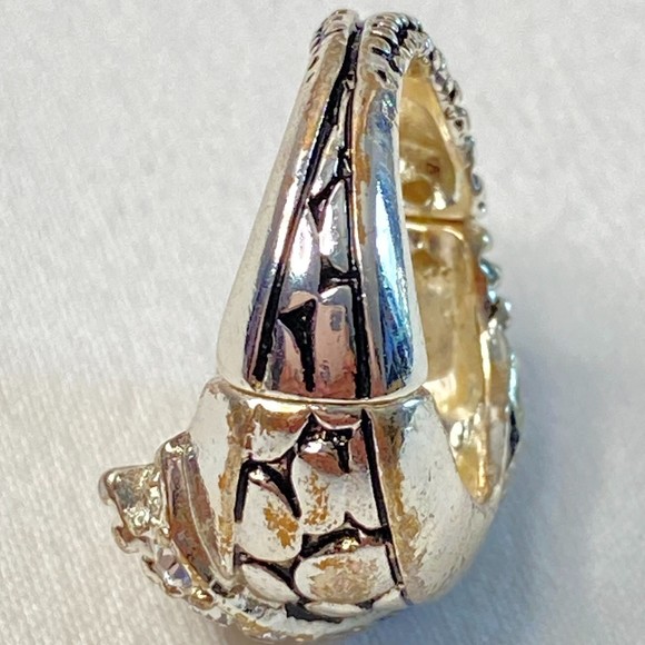Ornate Silver Tone Ring Clear Stones Adjustable Stretch - Picture 7 of 9